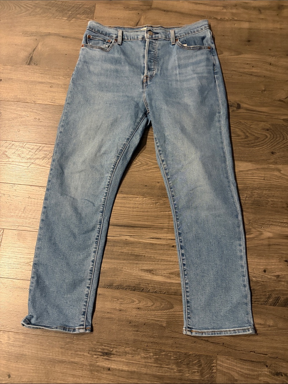 Levi’s wedgie straight button fly jeans